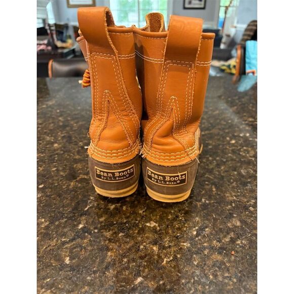 L.L. Bean Women's Size 7 Brown Leather Duck Boots Waterproof Casual - Picture 4 of 8